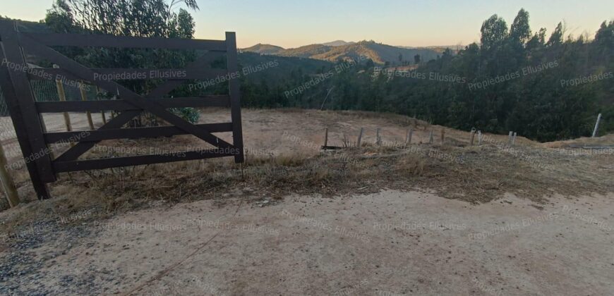 Se vende parcela de 5.000 m² con casa de 100 m² en el sector de Cajón de Lebu, cercana a Fuerte Aguayo, Viña del Mar.