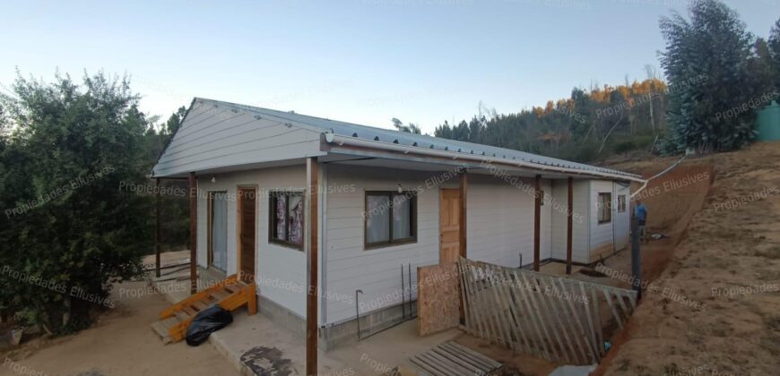 Se vende parcela de 5.000 m² con casa de 100 m² en el sector de Cajón de Lebu, cercana a Fuerte Aguayo, Viña del Mar.