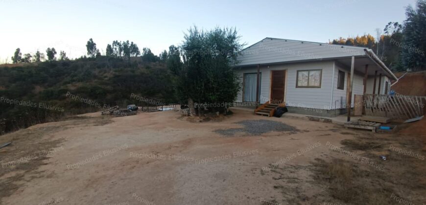 Se vende parcela de 5.000 m² con casa de 100 m² en el sector de Cajón de Lebu, cercana a Fuerte Aguayo, Viña del Mar.