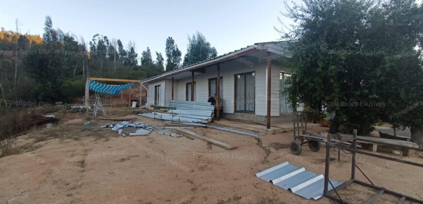 Se vende parcela de 5.000 m² con casa de 100 m² en el sector de Cajón de Lebu, cercana a Fuerte Aguayo, Viña del Mar.