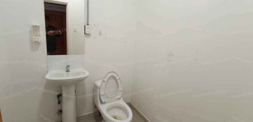 Propiedad Comercial en Arriendo – Ubicación Estratégica en Paradero 28