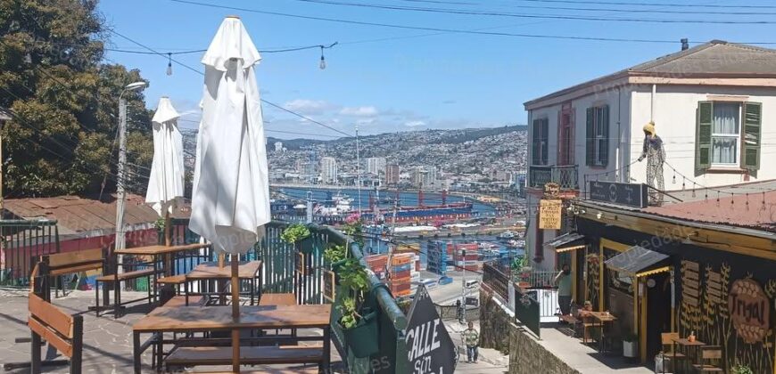 Oportunidad de Inversión: Edificio con Vista al Mar en Playa Ancha
