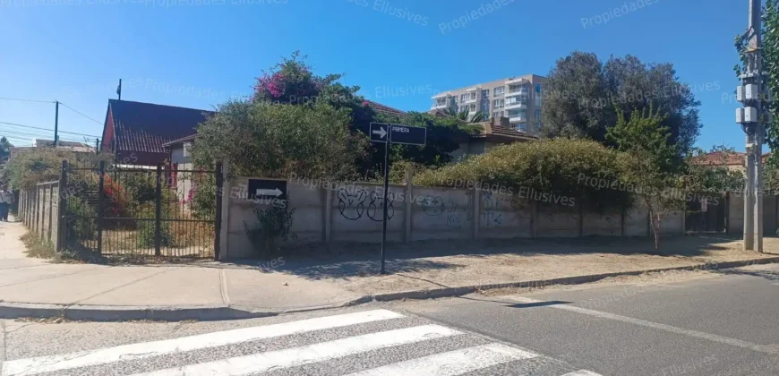 EN VENTA – Villa Alemana (Victoria esq. Primera),terreno de 750 m² con DOS casas