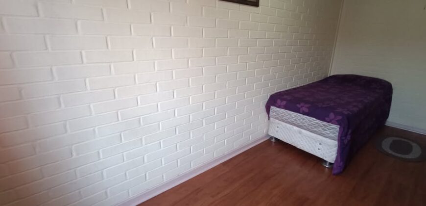 Vende Casa Estratégica en Esquina: Vivienda + Local Comercial