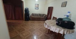 Vende Casa Estratégica en Esquina: Vivienda + Local Comercial