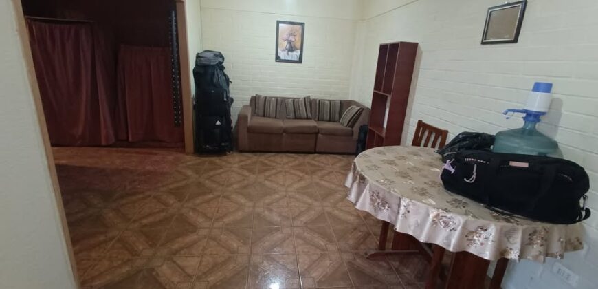 Vende Casa Estratégica en Esquina: Vivienda + Local Comercial