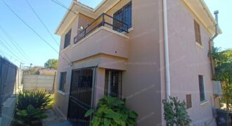 Arriendo Excelente Casa Comercial con Gran Terreno y Conectividad