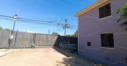 Arriendo Excelente Casa Comercial con Gran Terreno y Conectividad