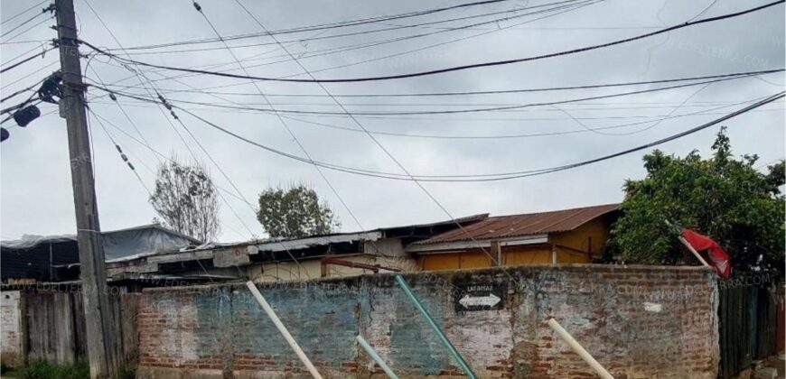 Se vende propiedad de 208 m² – Villa Alemana, esquina entre Avenida Maturana y Calle Las Rosas.