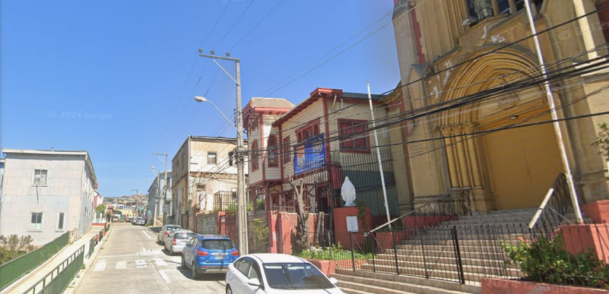 Arriendo de Garaje Techado – Playa Ancha, Valparaíso