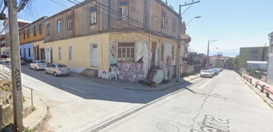 Arriendo de Garaje Techado – Playa Ancha, Valparaíso