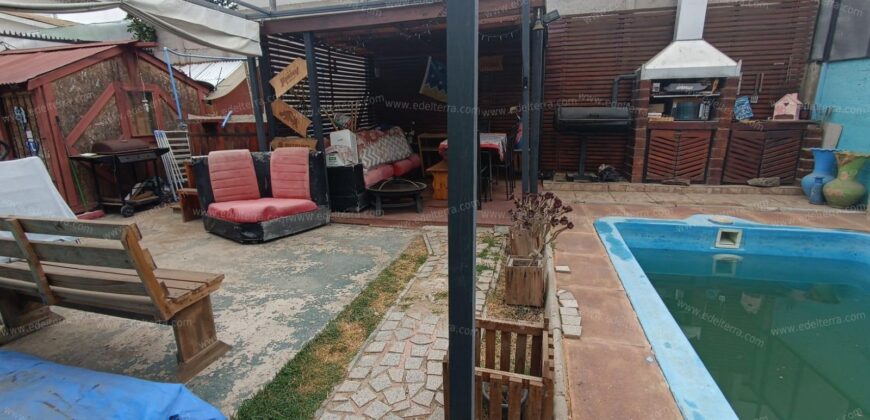 Venta Casa Aislada en Belloto Norte | Piscina y Quincho
