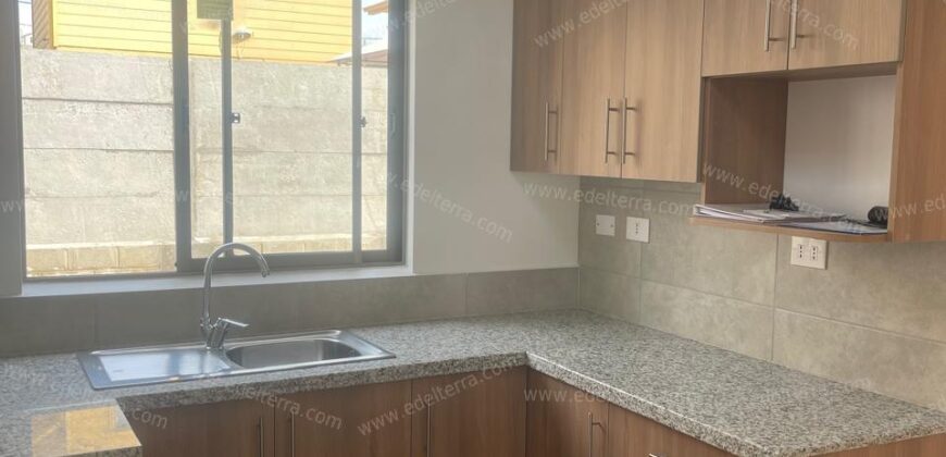 Arriendo Casa en Condominio Los Maitenes – Villa Alemana