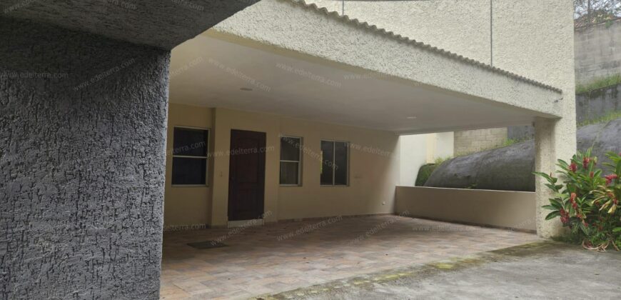 Mansion en Sierra Santa Elena: La Cumbre del Lujo y la Privacidad