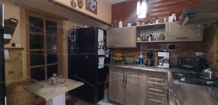 Venta Casa Aislada en Belloto Norte | Piscina y Quincho