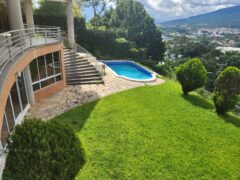 Mansion en Sierra Santa Elena: La Cumbre del Lujo y la Privacidad