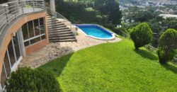 Mansion en Sierra Santa Elena: La Cumbre del Lujo y la Privacidad