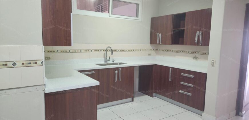 Mansion en Sierra Santa Elena: La Cumbre del Lujo y la Privacidad