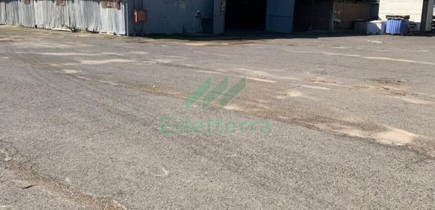 EN VENTA ¡OPORTUNIDAD DE INVERSIÓN EN VILLA ALEMANA! Parcela Industrial / Comercial de 1 Ha