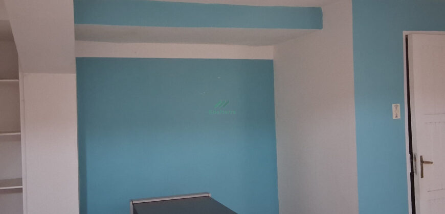 Arriendo de Oficina / Bodega – Centro de Villa Alemana