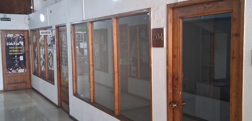 Arriendo de Oficina / Bodega – Centro de Villa Alemana
