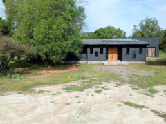 Oportunidad en Papudo: Gran propiedad de 30.000 m² con piscina en sector El Tome