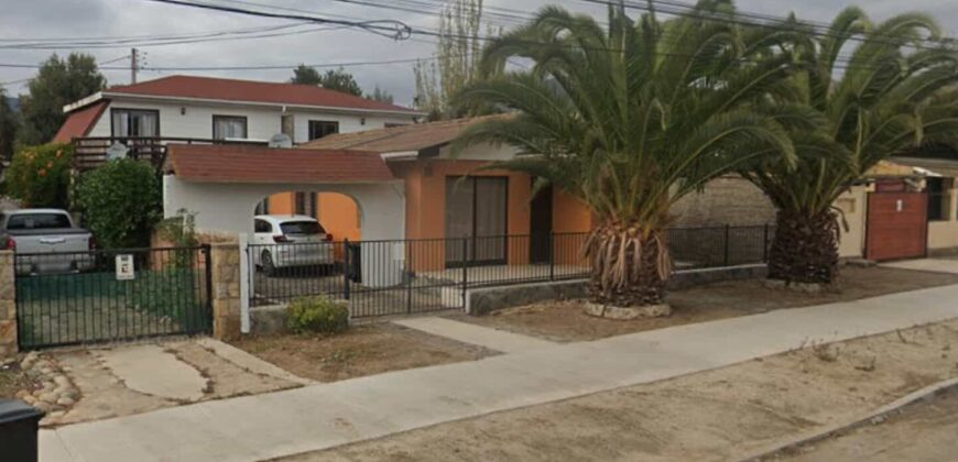 ¡Oportunidad de Inversión en Papudo! Propiedad con 3 Casas Independientes y Rentabilidad Inmediata