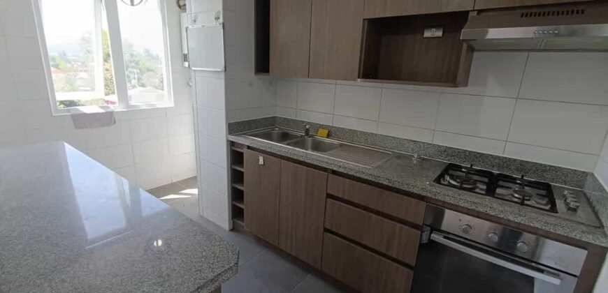 Venta de Espectacular Departamento Céntrico en Villa Alemana: Excelente Conectividad y Vista Panorámica