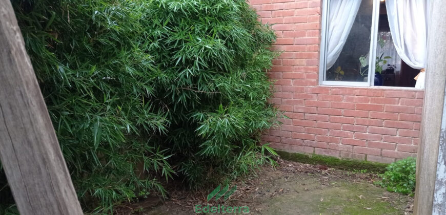 Venta de amplia y bien ubicada casa en sector norte de Villa Alemana / Cercana a metro Las Américas